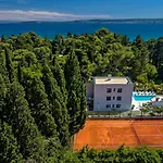 Vila Palace *